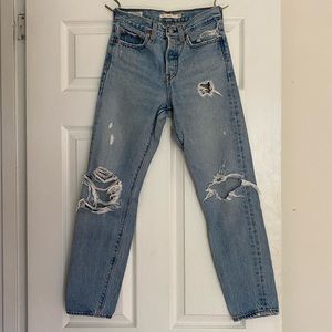 Levi’s Wedgie Distressed Jean Size 24